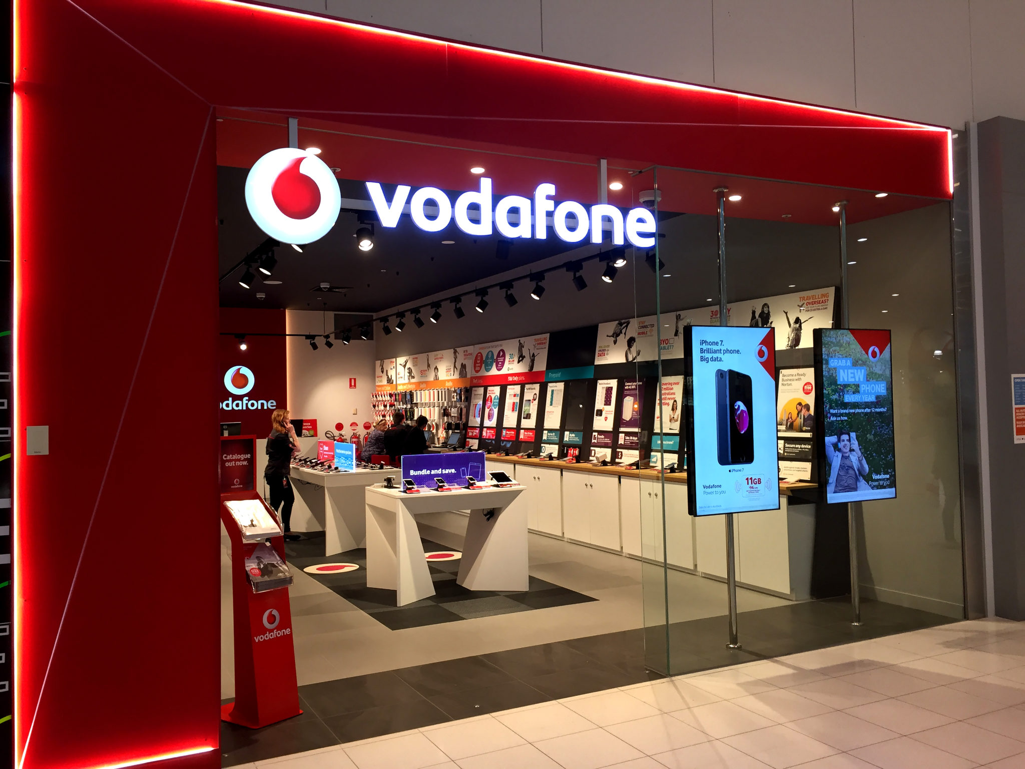 VodafoneDeutschland,cherimoya 墨尔本 西澳 7间vodafone店面出售,可以做移民